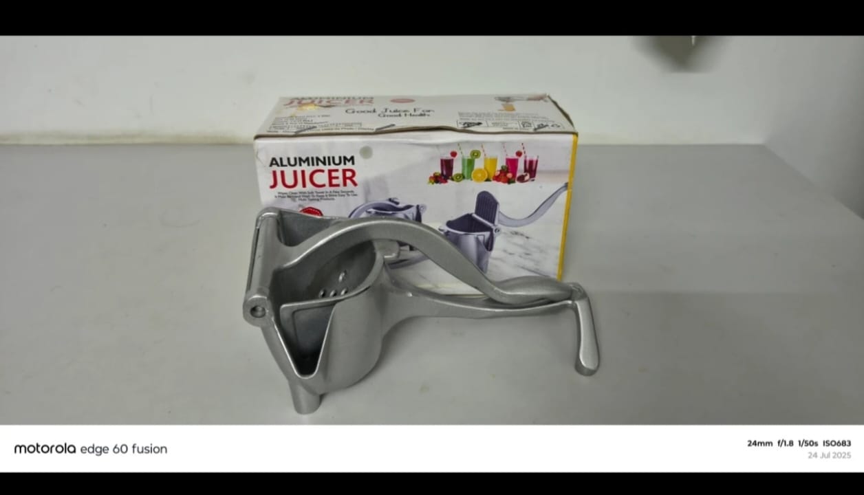 Squeezer manual hand juicer